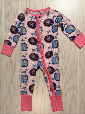 Boutique Bamboo Baby Girls 0-3M Frozen Print Sleeper Two-Way Zip Cozy Sleepwear
